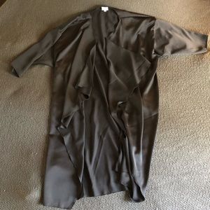 Black size large lularoe open cape